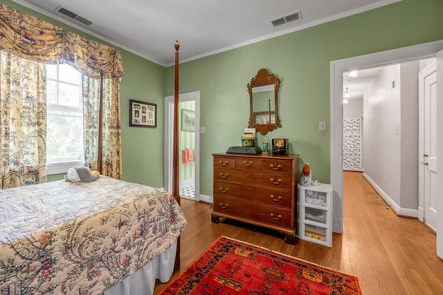 1014 Richmond Road, Lexington, KY 40502