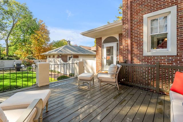 1014 Richmond Road, Lexington, KY 40502
