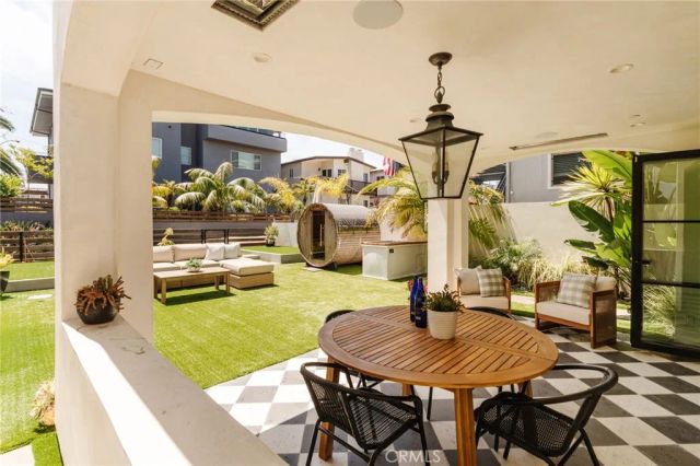 429 20th Street, Manhattan Beach, CA 90266