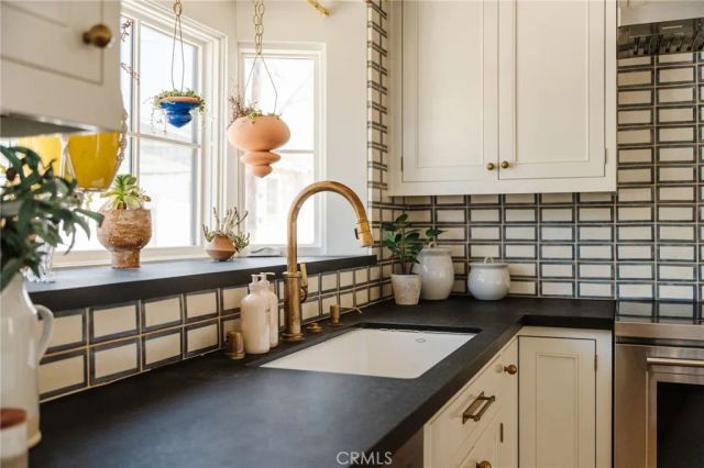 429 20th Street, Manhattan Beach, CA 90266