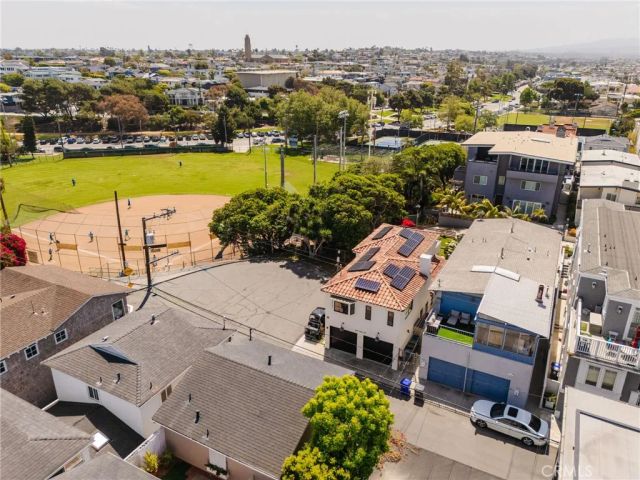 429 20th Street, Manhattan Beach, CA 90266
