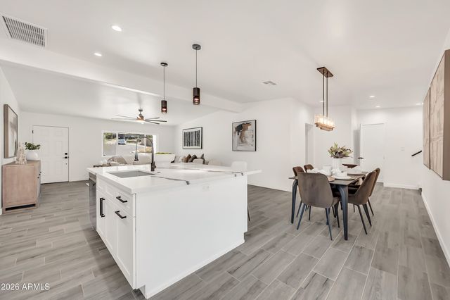 8436 N 13TH Place, Phoenix, AZ 85020