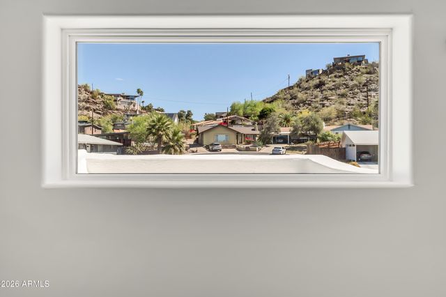 8436 N 13TH Place, Phoenix, AZ 85020