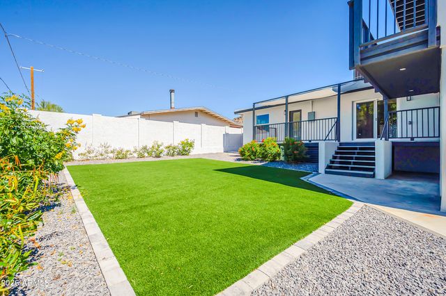 8436 N 13TH Place, Phoenix, AZ 85020