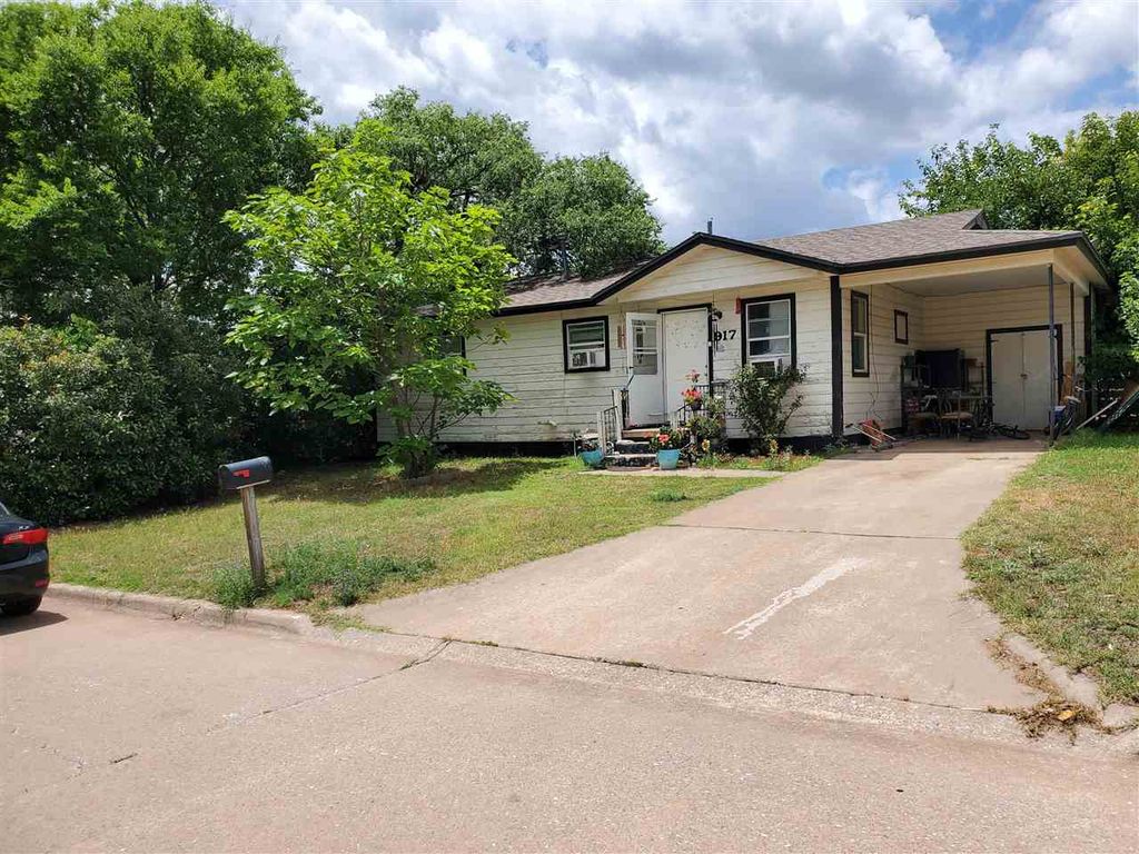 917 SW 35th St, Lawton, OK 73505