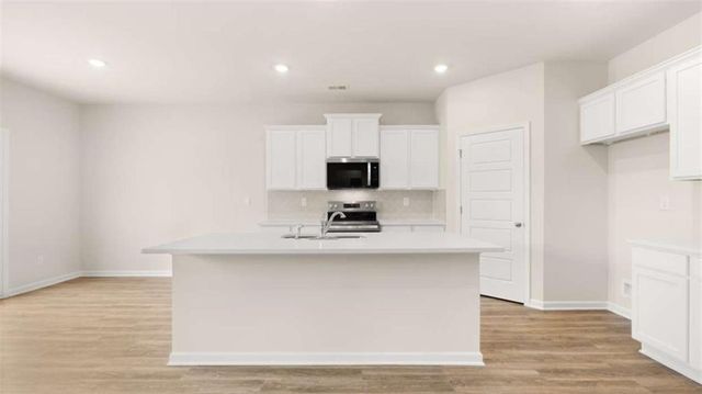 202 Cattle Drive, Perry, GA 31069