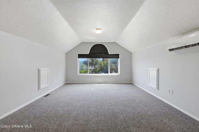 1213 S Riverside Harbor DR, Post Falls, ID 83854