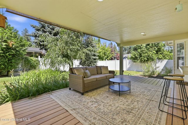 1213 S Riverside Harbor DR, Post Falls, ID 83854