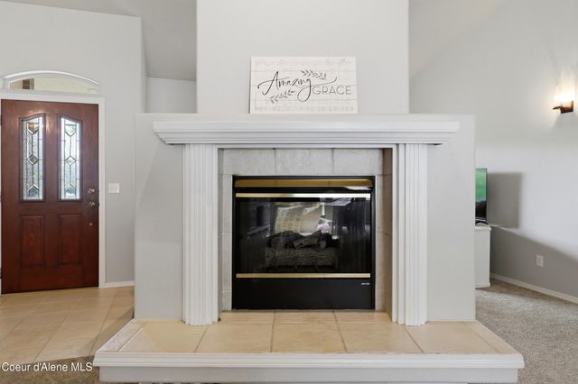 1213 S Riverside Harbor DR, Post Falls, ID 83854