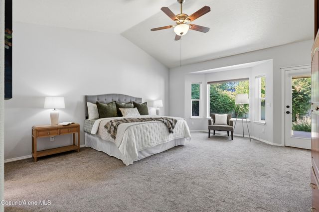 1213 S Riverside Harbor DR, Post Falls, ID 83854