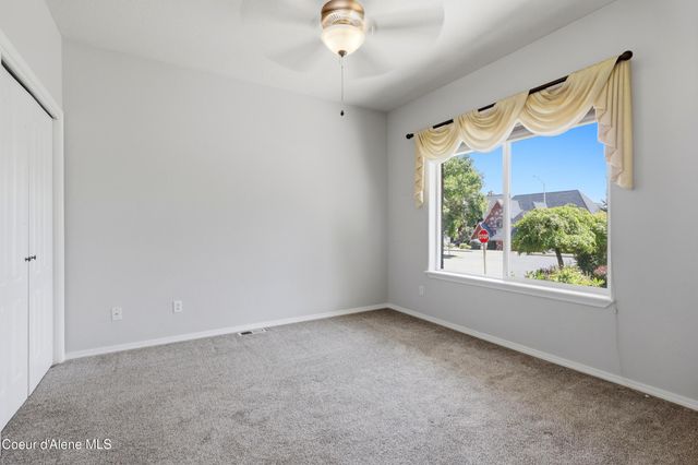 1213 S Riverside Harbor DR, Post Falls, ID 83854