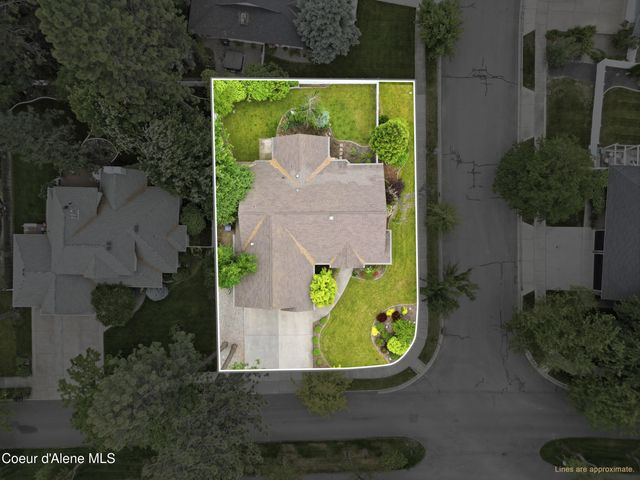 1213 S Riverside Harbor DR, Post Falls, ID 83854