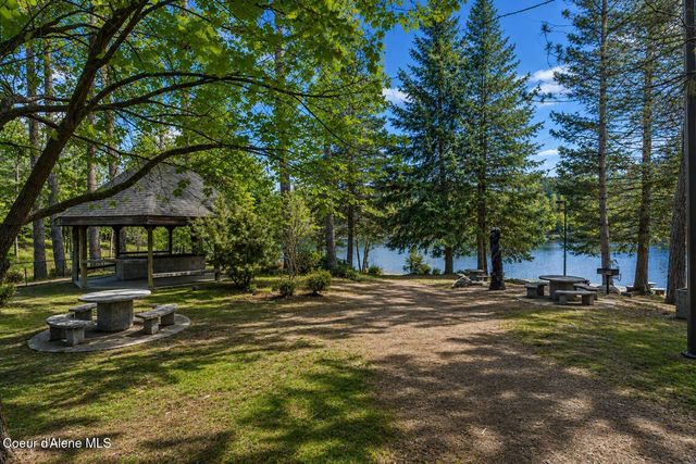 1213 S Riverside Harbor DR, Post Falls, ID 83854