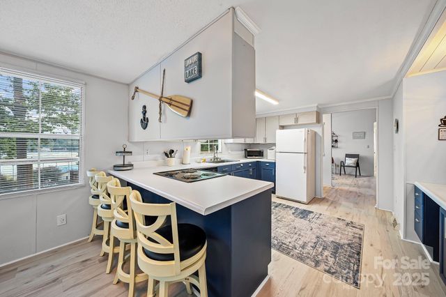 1135 Pinehaven Drive, New London, NC 28127