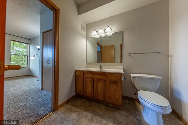 150 E Burnsville Parkway 118, Burnsville, MN 55337