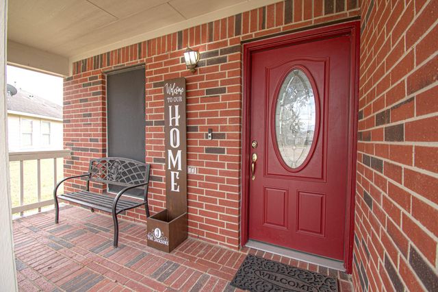 4715 Cavern Brook Court, Fresno, TX 77545