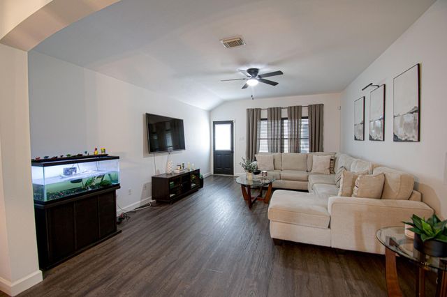 4715 Cavern Brook Court, Fresno, TX 77545