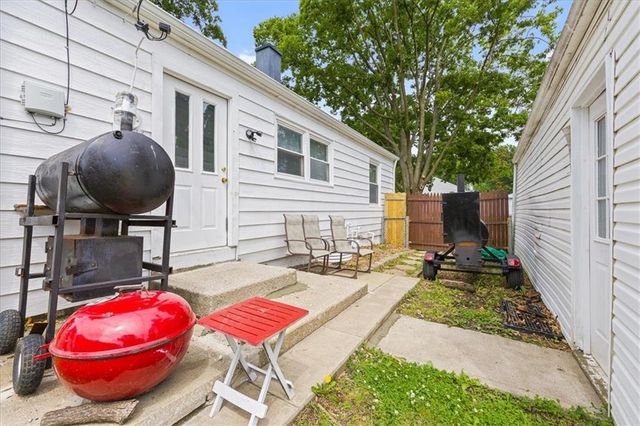 1115 NE 43rd Terrace, Kansas City, MO 64116
