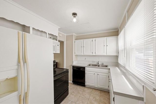 1115 NE 43rd Terrace, Kansas City, MO 64116