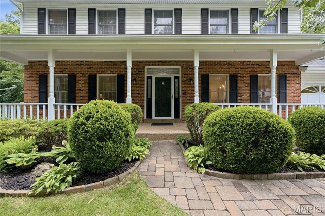 301 Claymont Cove Court, Ballwin, MO 63011