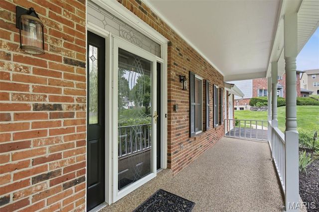 301 Claymont Cove Court, Ballwin, MO 63011