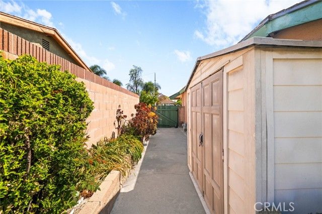 9766 Kimberly Avenue, Montclair, CA 91763