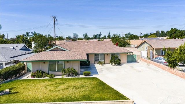 9766 Kimberly Avenue, Montclair, CA 91763