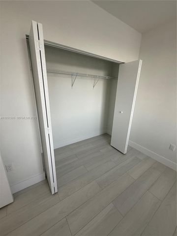 1091 E 17th St 402, Hialeah, FL 33010