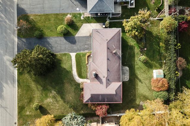 2240 N Western Avenue, Park Ridge, IL 60068