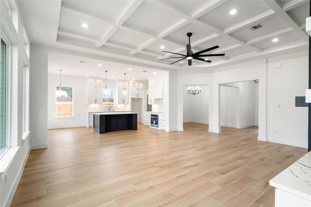 502 Batten Way, Crosby, TX 77532