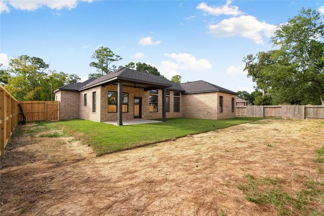 502 Batten Way, Crosby, TX 77532