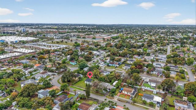 17980 NW 2nd Ct, Miami Gardens, FL 33169