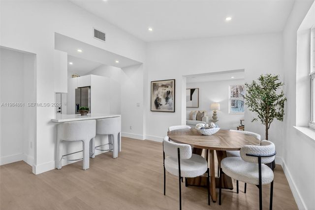 17980 NW 2nd Ct, Miami Gardens, FL 33169