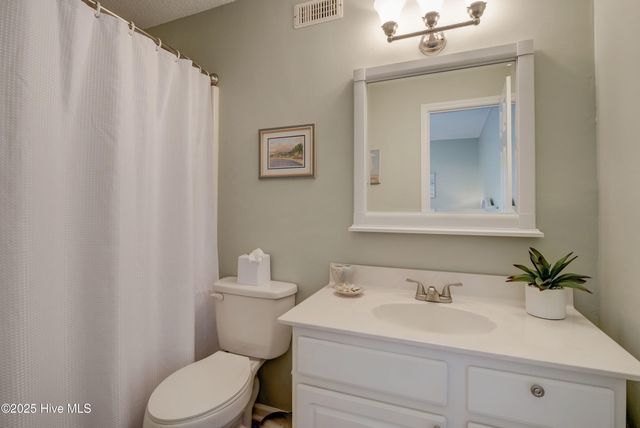 1896 New River Inlet Road 1304, N Topsail Beach, NC 28460