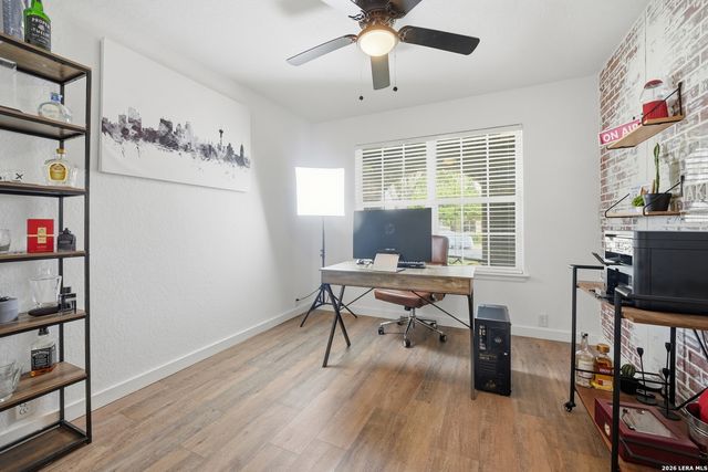 3839 BROWNING BLF, San Antonio, TX 78245