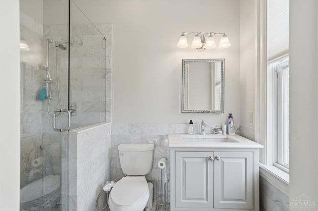 324 Beech Avenue, Wyoming, OH 45215