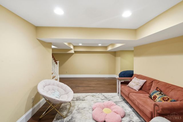 324 Beech Avenue, Wyoming, OH 45215