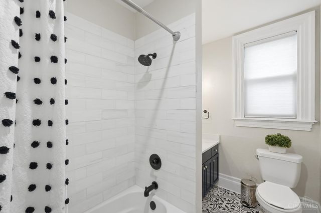 324 Beech Avenue, Wyoming, OH 45215