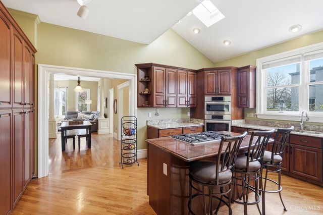 324 Beech Avenue, Wyoming, OH 45215