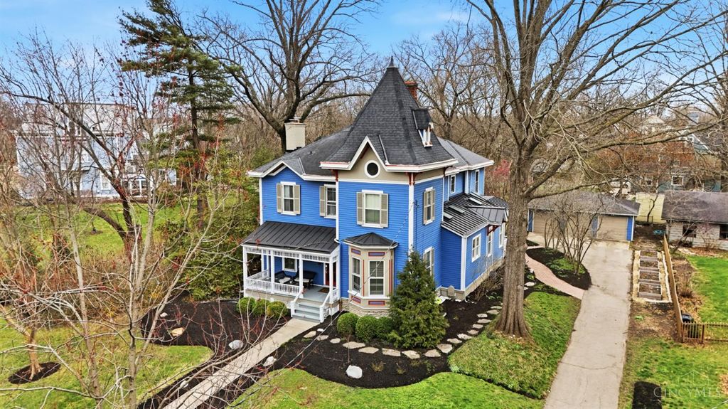 324 Beech Avenue, Wyoming, OH 45215