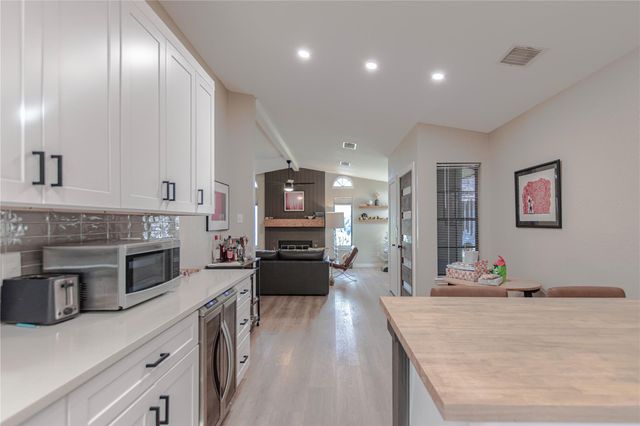 1622 Cattle TRL, Austin, TX 78748