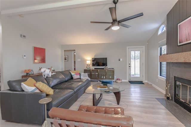 1622 Cattle TRL, Austin, TX 78748