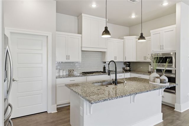 1413 Cannon Lane, Cave Springs, AR 72718