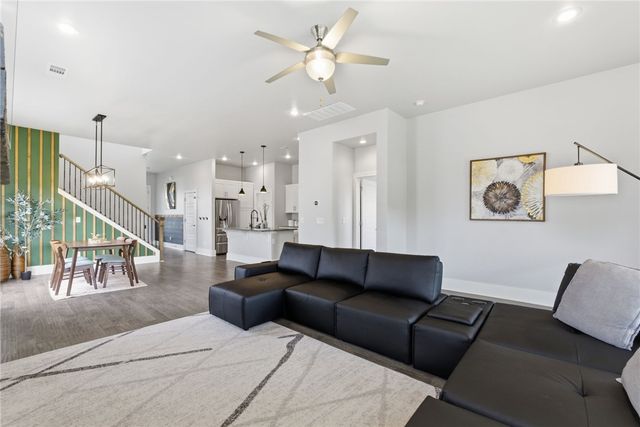 1413 Cannon Lane, Cave Springs, AR 72718