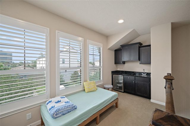 1114 W 25th Street, Houston, TX 77008