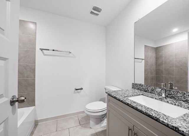 5002 Natchez Trace, Arcola, TX 77545