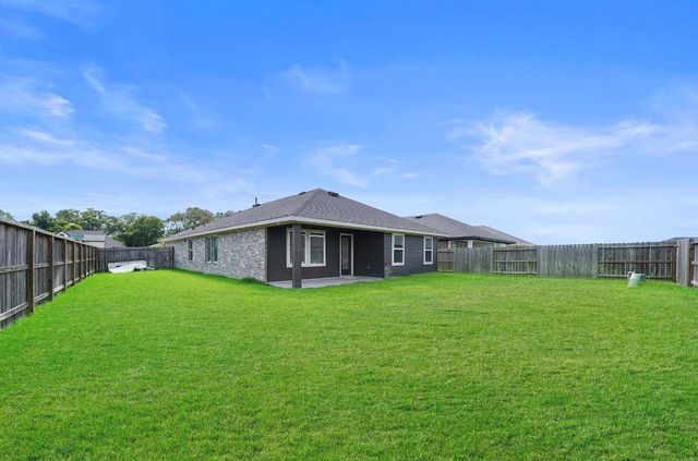 5002 Natchez Trace, Arcola, TX 77545