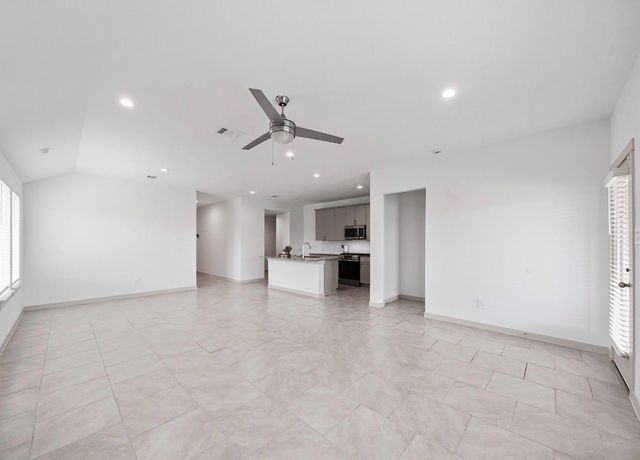 5002 Natchez Trace, Arcola, TX 77545