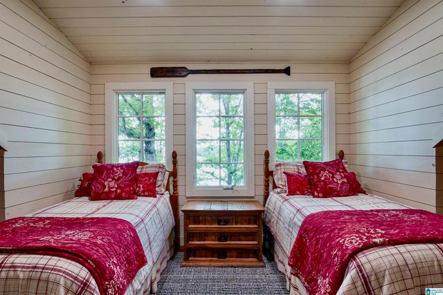 297 4-H ROAD, Columbiana, AL 35051