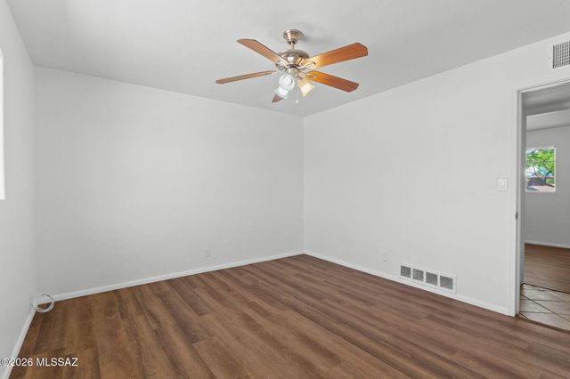 3857 E Edison Place, Tucson, AZ 85716